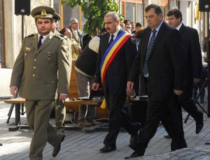 Colonelul de partid: Şeful UNPR Bihor, Gheorghe Pintea, promovat abuziv la grad de colonel